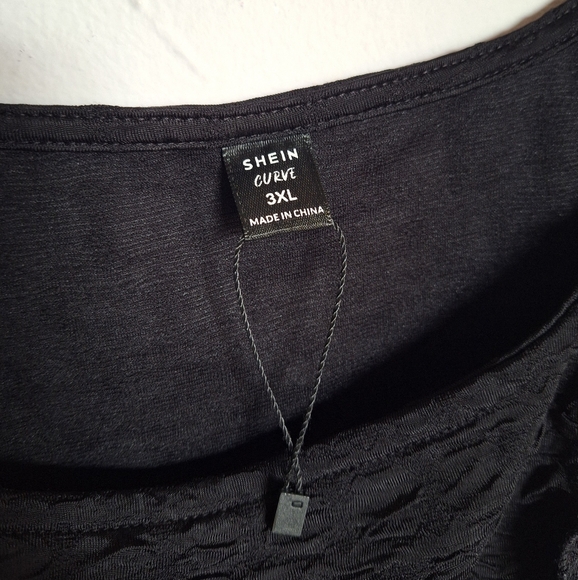 SHEIN 3XL Asymmetrical Textured Black Tank Top - Picture 2 of 4